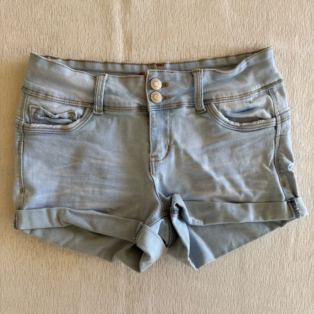 3 FOR $15‎ DEAL / Wax Jean Light Wash Denim Shorts Folded Waist Detail Size S